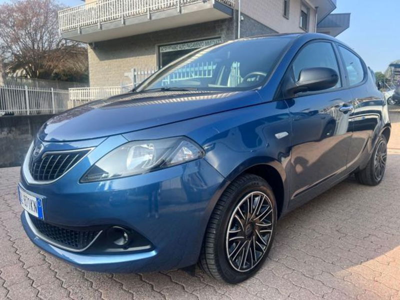Lancia Ypsilon 1.0 FireFly 5 porte S&S Hybrid Ecochic Gold