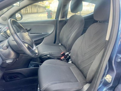 Lancia Ypsilon 1.0 FireFly 5 porte S&S Hybrid Ecochic Gold (17)
