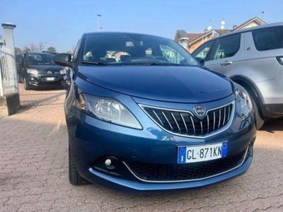 Lancia Ypsilon 1.0 FireFly 5 porte S&S Hybrid Ecochic Gold (3)