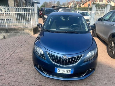 Lancia Ypsilon 1.0 FireFly 5 porte S&S Hybrid Ecochic Gold (4)