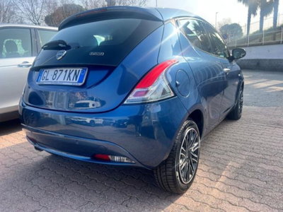 Lancia Ypsilon 1.0 FireFly 5 porte S&S Hybrid Ecochic Gold (7)