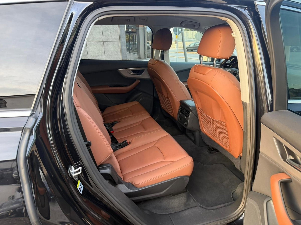 Audi Q7 45 TDI quattro tiptronic Sport (12)