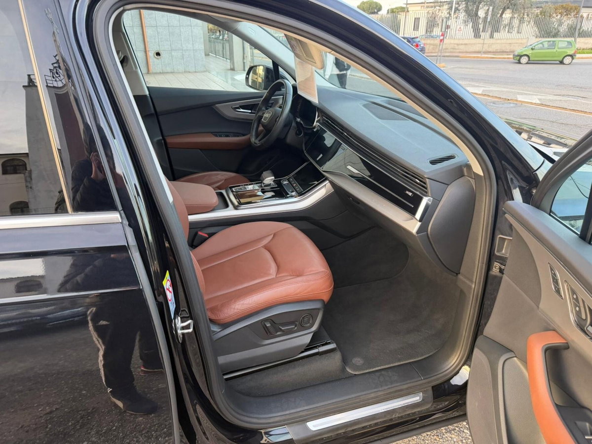 Audi Q7 45 TDI quattro tiptronic Sport (14)