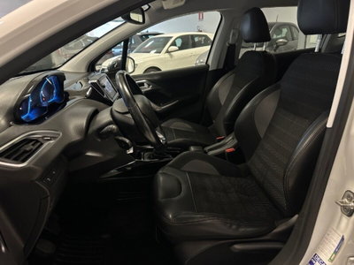 Peugeot 2008 120 S&S Allure (12)