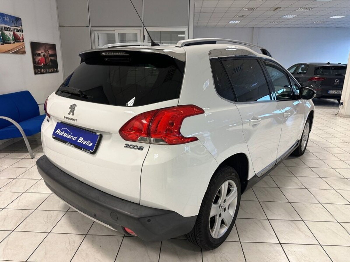Peugeot 2008 120 S&S Allure (5)