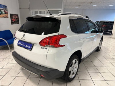 Peugeot 2008 120 S&S Allure (5)