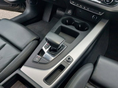 Audi A4 Avant 40 TDI quattro S tronic Business Advanced (19)