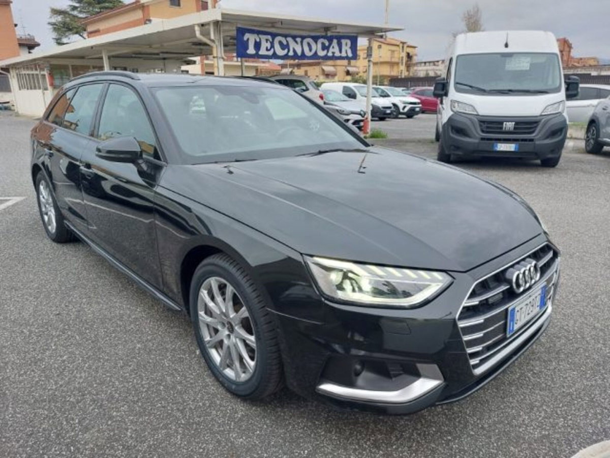 Audi A4 Avant 40 TDI quattro S tronic Business Advanced (2)