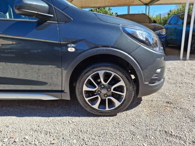 Opel Karl Rocks 1.0 75 CV (11)