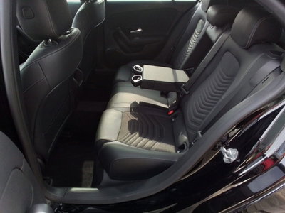 Mercedes-Benz Classe A 180 d Automatic Business (10)