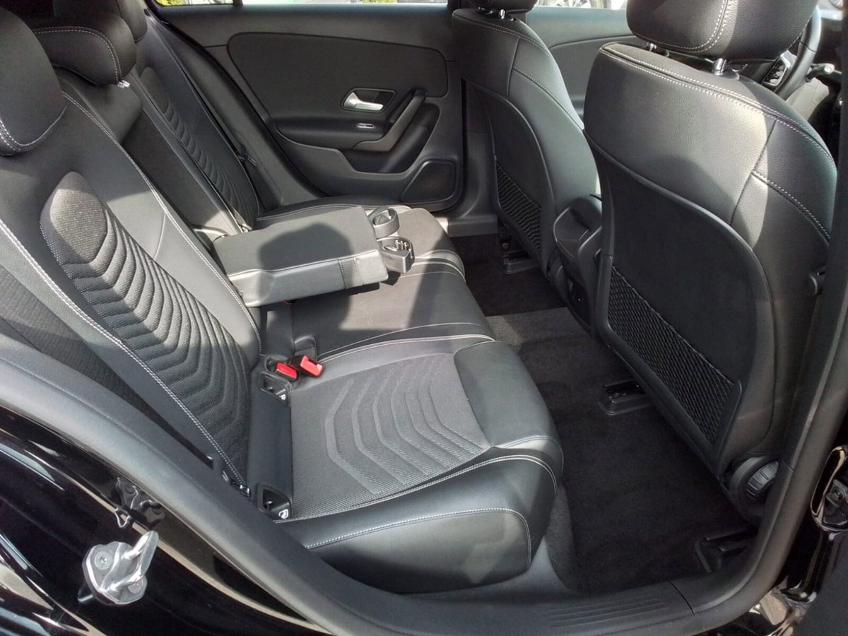 Mercedes-Benz Classe A 180 d Automatic Business (12)