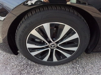 Mercedes-Benz Classe A 180 d Automatic Business (15)