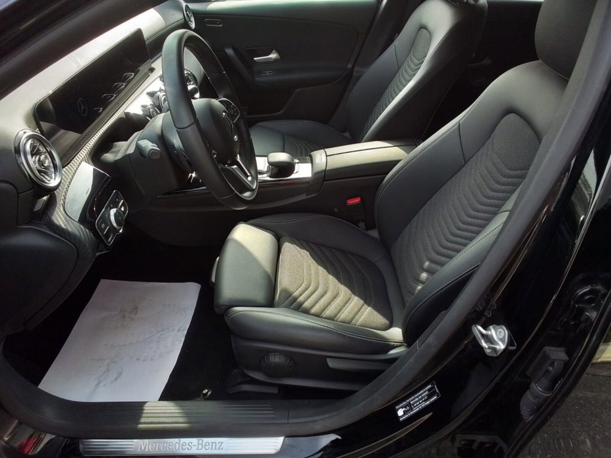 Mercedes-Benz Classe A 180 d Automatic Business (5)