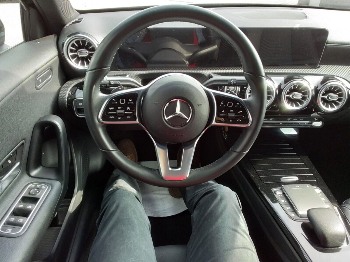 Mercedes-Benz Classe A 180 d Automatic Business (6)