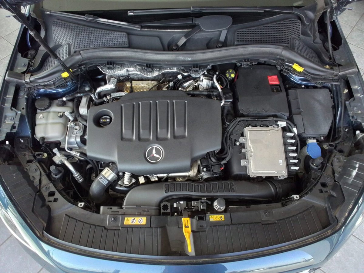 Mercedes-Benz GLA SUV 200 d Business Extra auto (14)