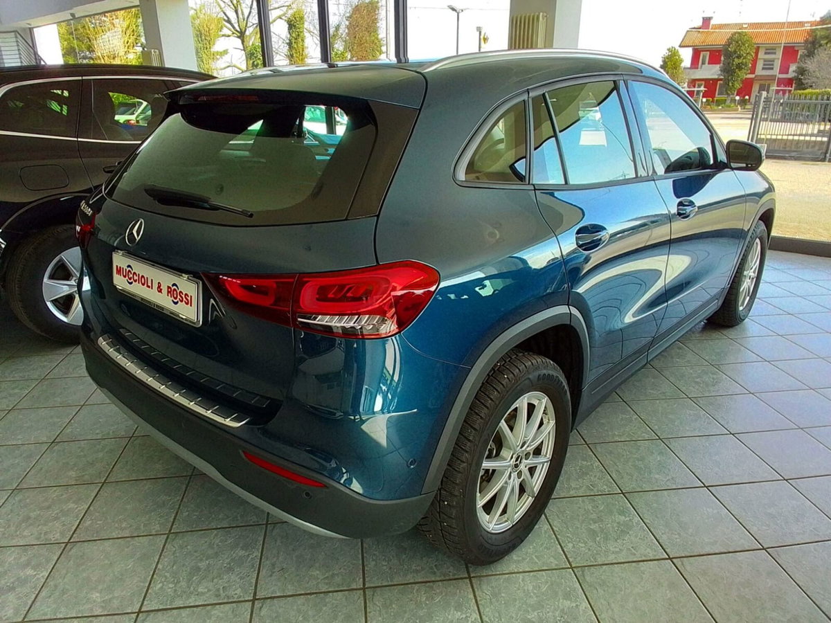 Mercedes-Benz GLA SUV 200 d Business Extra auto (2)