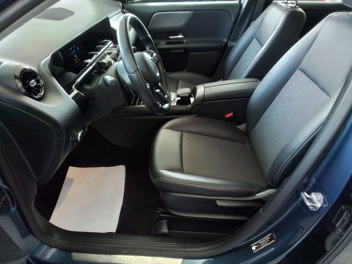 Mercedes-Benz GLA SUV 200 d Business Extra auto (5)