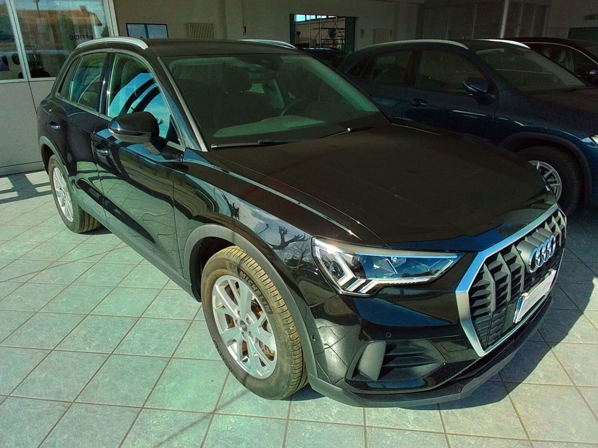 Audi Q3 1.5 tfsi mhev Business 150cv s-tronic