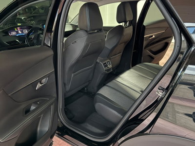 Peugeot 3008 BlueHDi 130 S&S EAT8 Allure Pack (13)