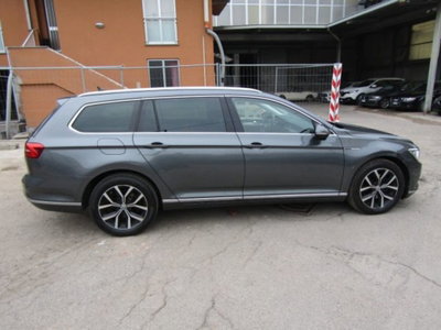 Volkswagen Passat Variant 2.0 TDI SCR 190 CV DSG Executive BMT (4)