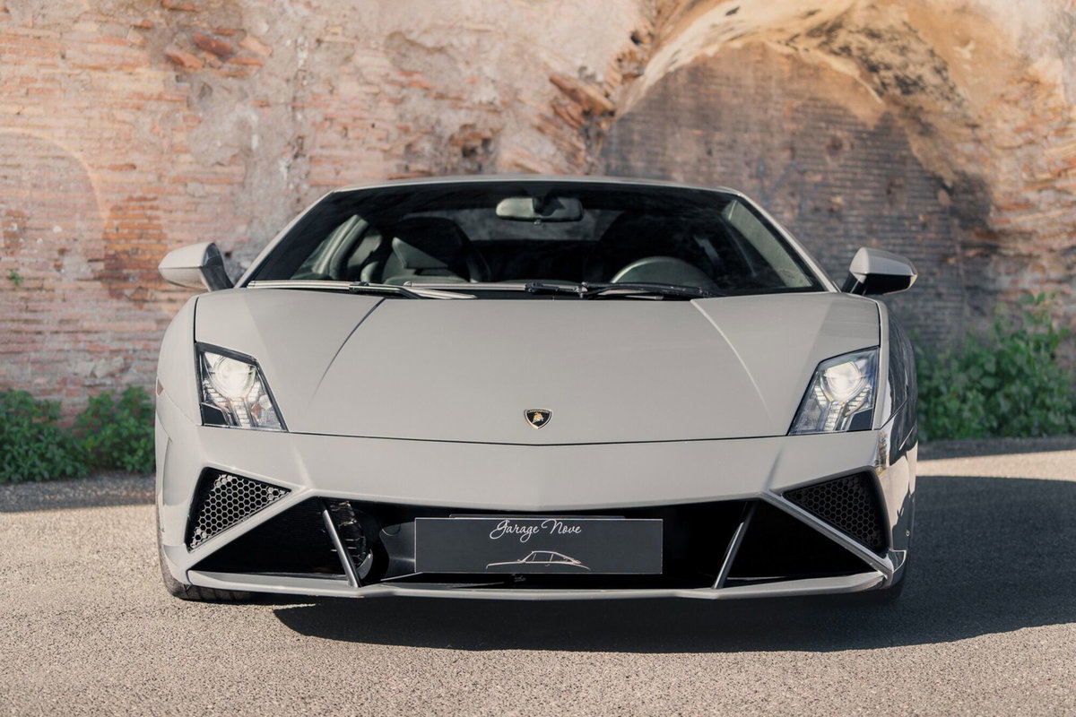 Lamborghini Gallardo Coupé 5.2 V10 LP560-4 Coupé (2)