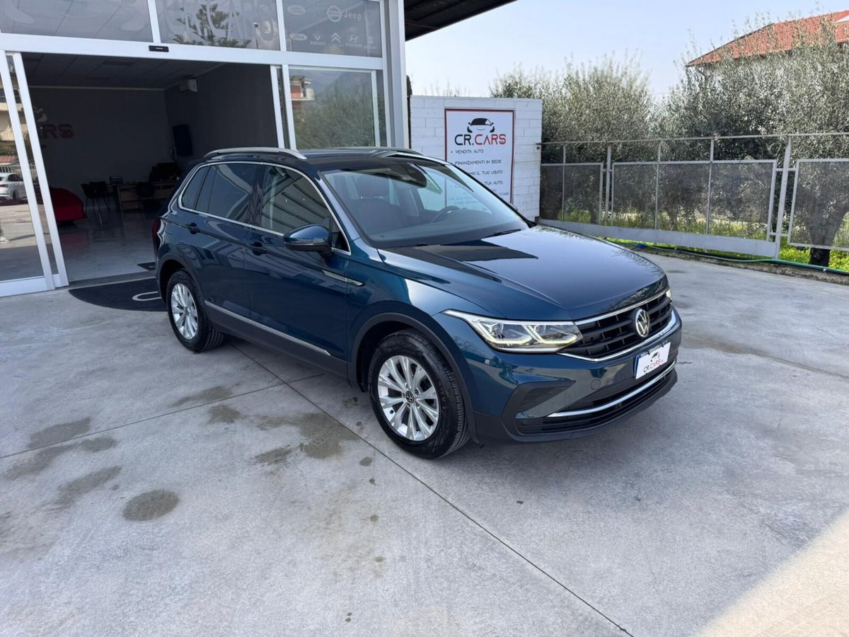 Volkswagen Tiguan 2.0 TDI 150 CV SCR DSG 4MOTION Life (2)