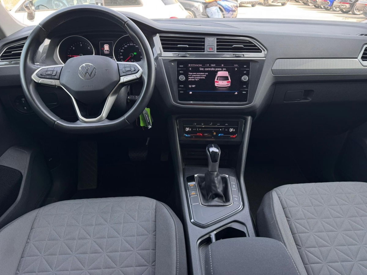 Volkswagen Tiguan 2.0 TDI 150 CV SCR DSG 4MOTION Life (8)