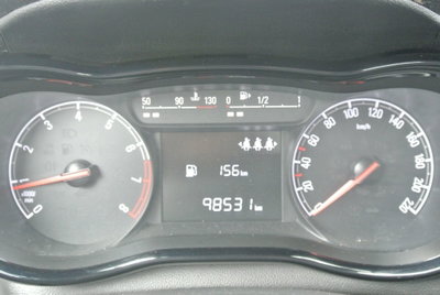 Opel Karl Rocks 1.0 75 CV (15)