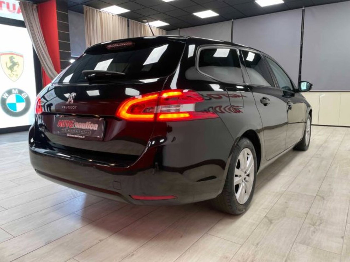 Peugeot 308 SW 1.5 bluehdi Style s&s 130cv eat8 (10)
