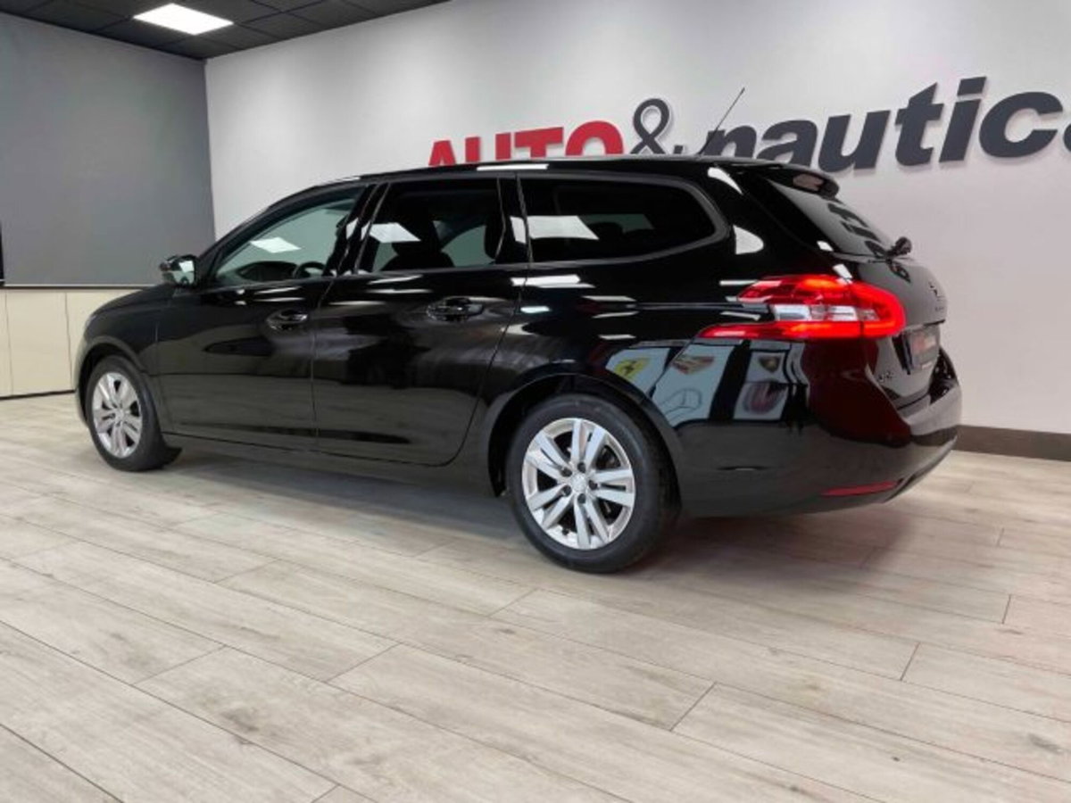 Peugeot 308 SW 1.5 bluehdi Style s&s 130cv eat8 (6)