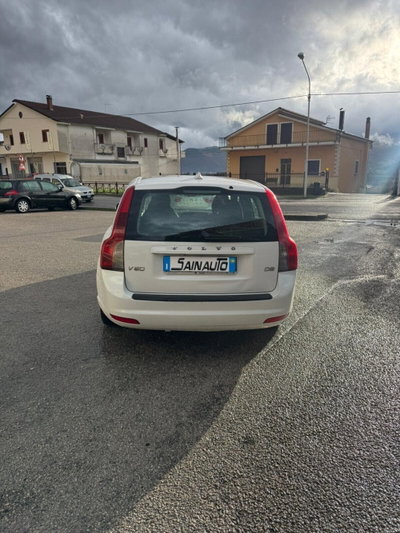 Volvo V50 D2 R-design (8)