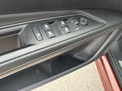 Peugeot 3008 BlueHDi 150 S&S GT Line (16)