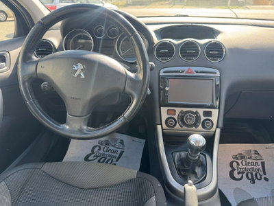 Peugeot 308 1.6 8V e-HDi 112CV Stop&Start robotiz. 5p. Allure (11)
