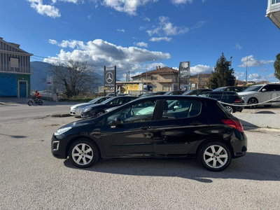 Peugeot 308 1.6 8V e-HDi 112CV Stop&Start robotiz. 5p. Allure (2)