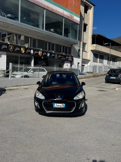 Peugeot 308 1.6 8V e-HDi 112CV Stop&Start robotiz. 5p. Allure (4)
