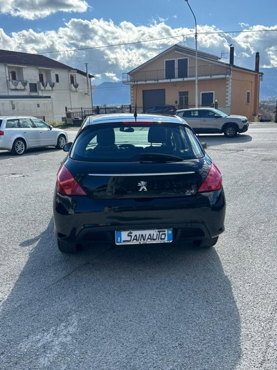 Peugeot 308 1.6 8V e-HDi 112CV Stop&Start robotiz. 5p. Allure (6)