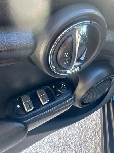 MINI Mini 1.5 Cooper D (9)
