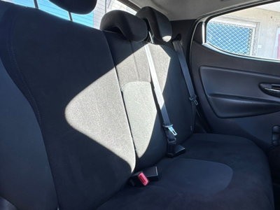 Lancia Ypsilon 1.2 69 CV 5 porte GPL Ecochic Gold (11)