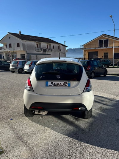 Lancia Ypsilon 1.2 69 CV 5 porte GPL Ecochic Gold (8)