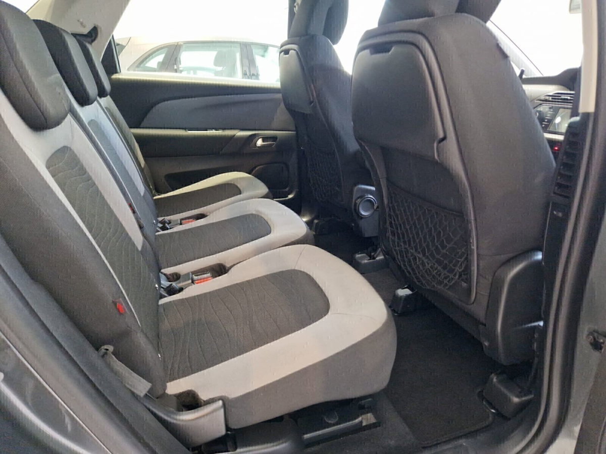 Citroen C4 Picasso 1.6 e-HDi 115 ETG6 Exclusive (11)