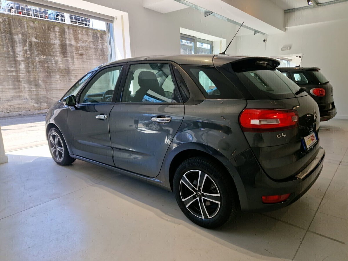 Citroen C4 Picasso 1.6 e-HDi 115 ETG6 Exclusive (6)
