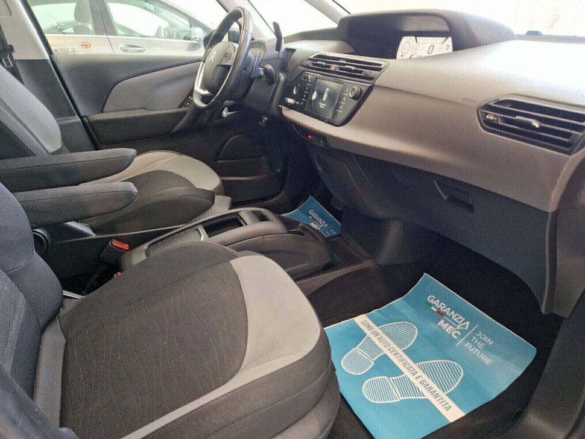 Citroen C4 Picasso 1.6 e-HDi 115 ETG6 Exclusive (9)