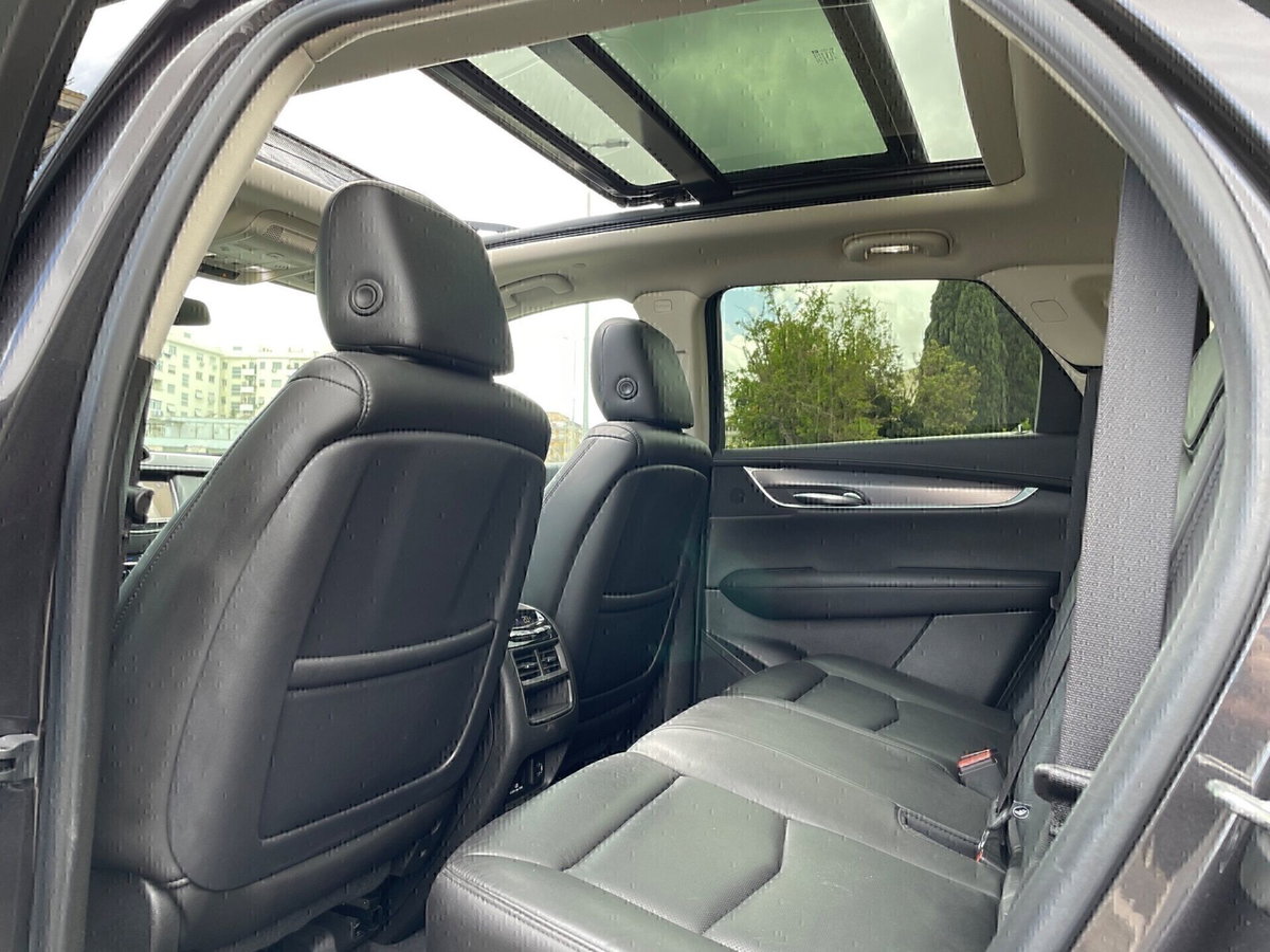 Cadillac XT5 3.6L V6 AWD AT Premium (13)