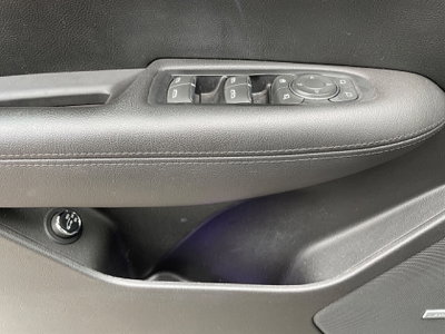 Cadillac XT5 3.6L V6 AWD AT Premium (18)
