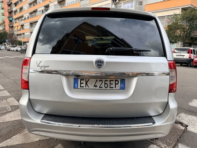 Lancia Voyager 2.8 Turbodiesel Gold 163 CV (4)