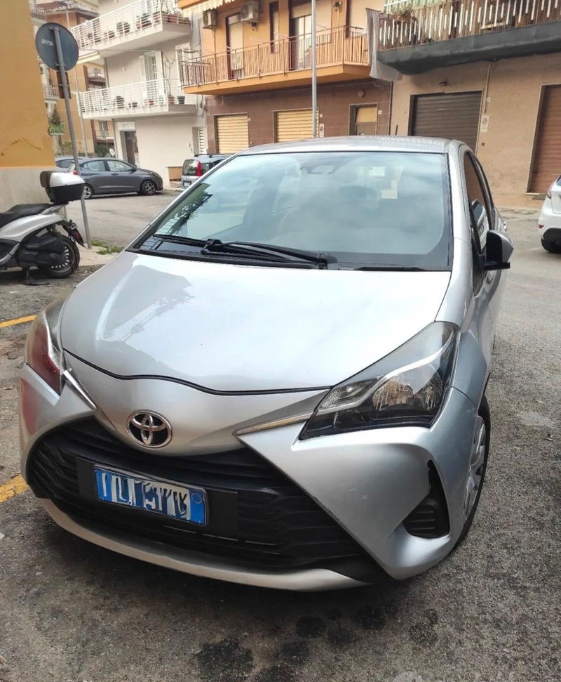 Toyota Yaris 1.0 5 porte Now GPL