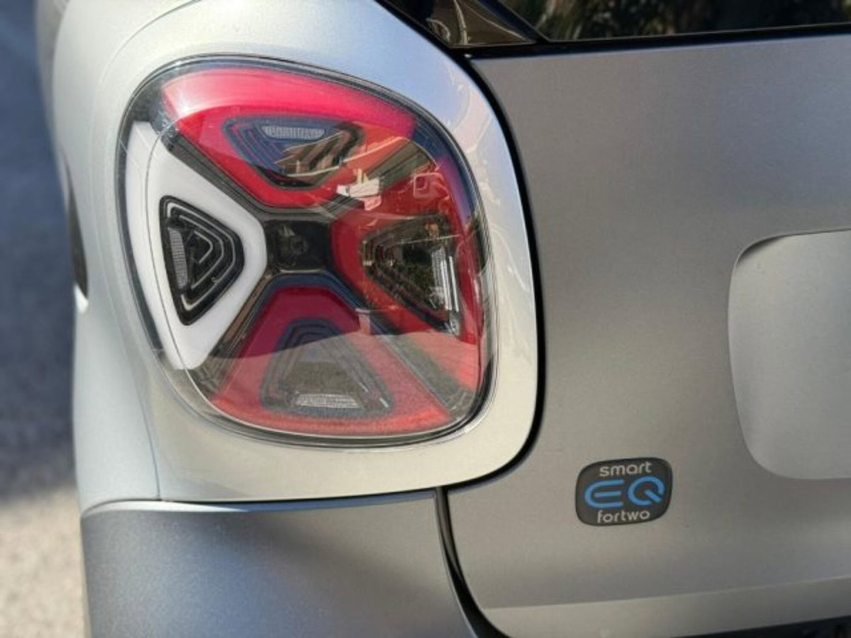 smart Fortwo EQ Passion Nightsky (10)