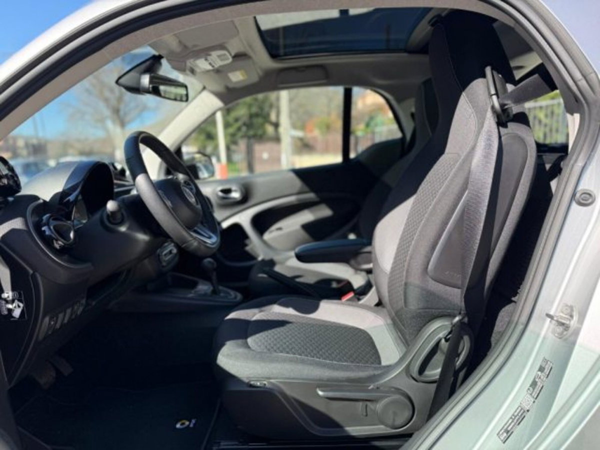 smart Fortwo EQ Passion Nightsky (16)