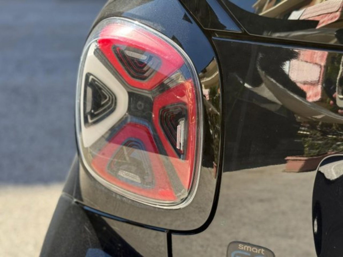 smart Fortwo EQ Passion Nightsky (7)