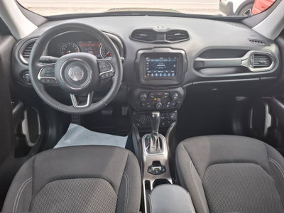 Jeep Renegade 1.3 T4 DDCT Limited (5)